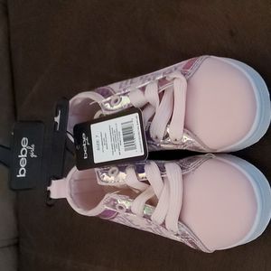 Toddler girl size 7 tennis shoes